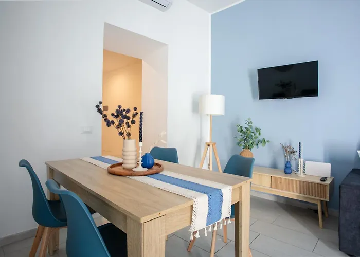 Blue Soul Flat - Near Trastevere With Easy Transport To Center - By Homes *