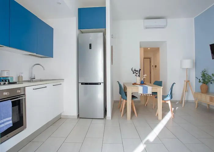 Blue Soul Flat - Near Trastevere With Easy Transport To Center - By Homes * Рим