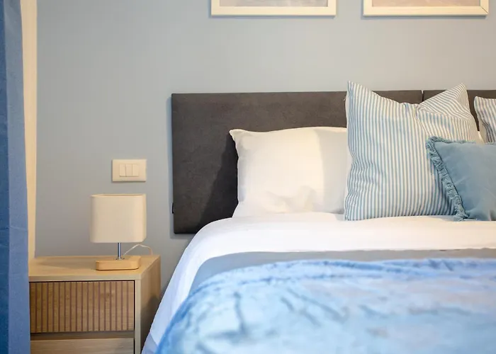 Апартаменты Blue Soul Flat - Near Trastevere With Easy Transport To Center - By Homes Рим