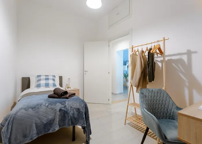 Blue Soul Flat - Near Trastevere With Easy Transport To Center - By Homes